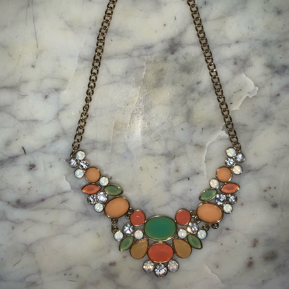 Simple statement necklace